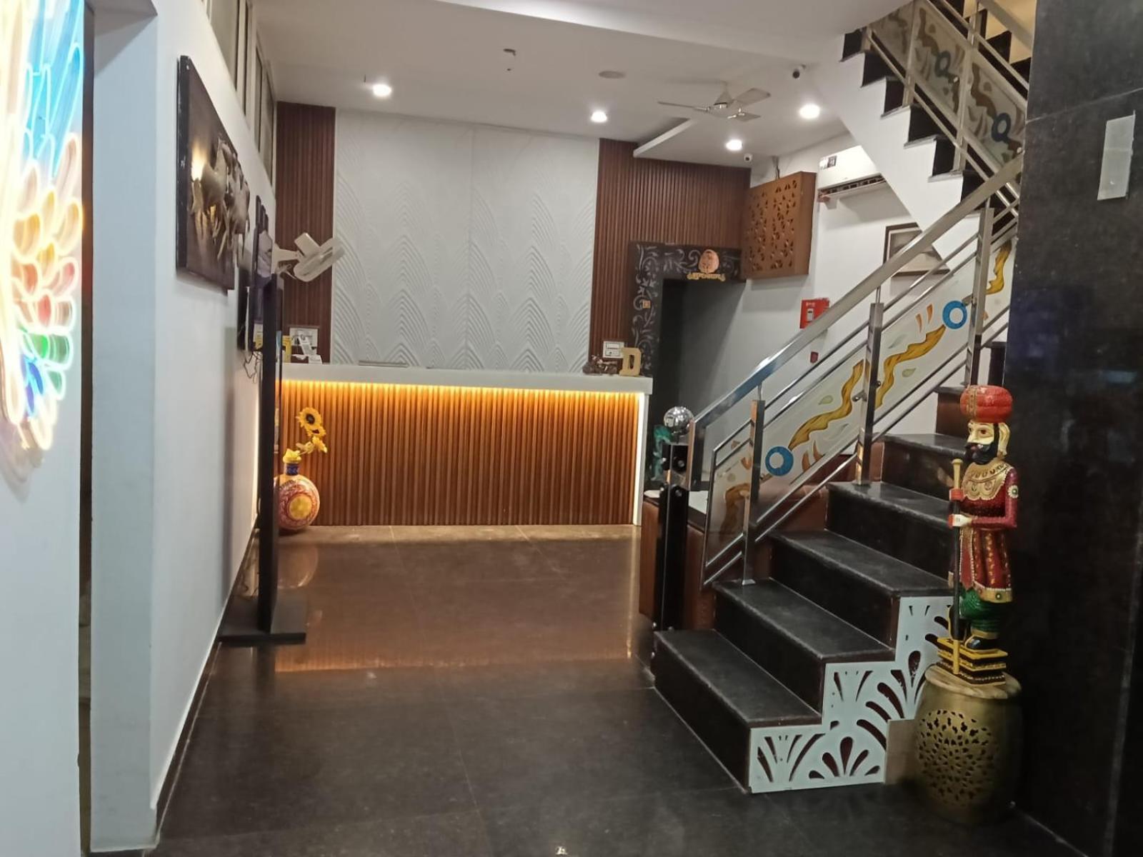 Hotel D Plaza Zirakpur Exterior photo